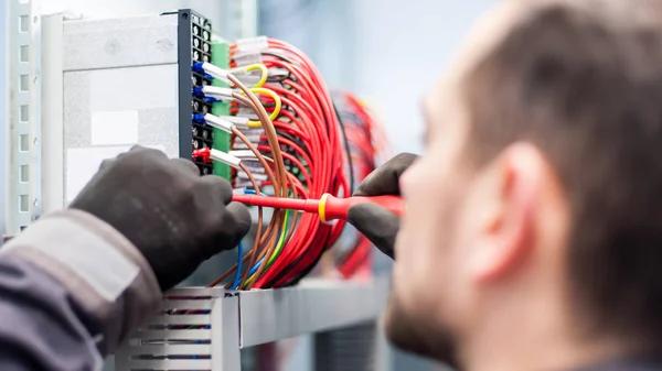 Licensed Electrician Tulsa Services for Your Home and Business